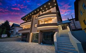 Sm Exclusive Apartments